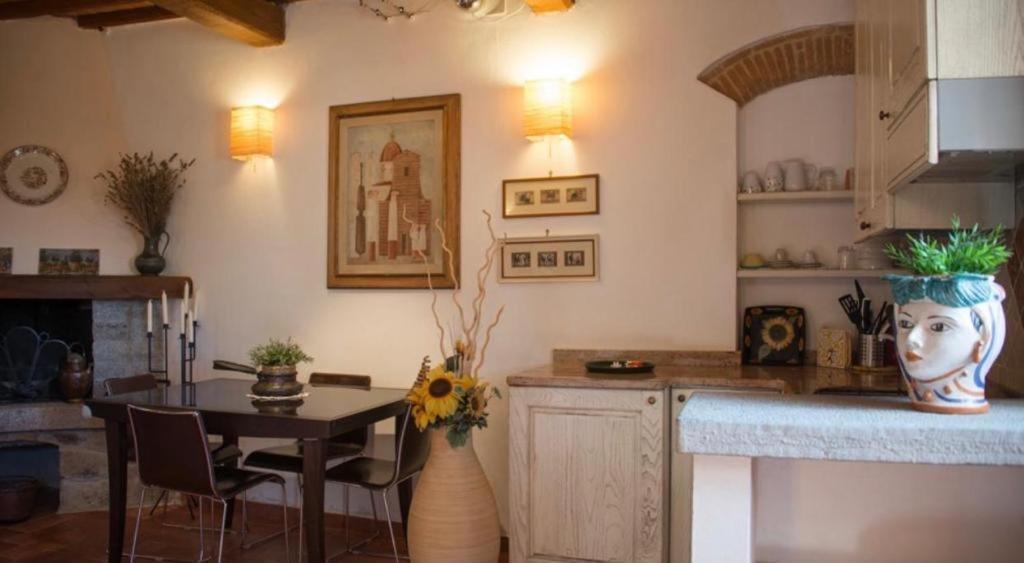 Antico Casale Il Fiorentino Montenero  ภายนอก รูปภาพ